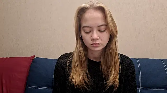 A LISS A online show from 10-22-25, 04:07