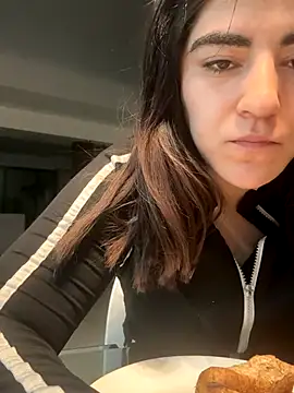 Snapshot of milky_denni chatting on 10-24-25, 04:31 milky denni online show from 10-24-25, 04:31