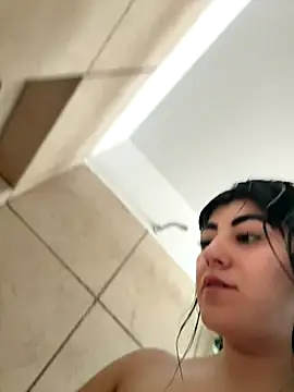 Snapshot of milky_denni chatting on 10-25-25, 05:40 milky denni online show from 10-25-25, 05:40