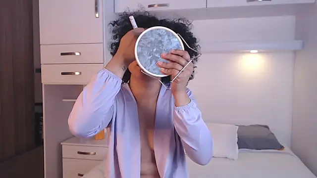 MartiRuis10 online show from 11-04-25, 10:09