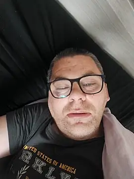 fredo75000 online show from 10-19-25, 09:43