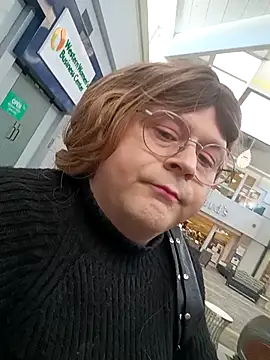 Snapshot of Ashley-Amber_Dragon chatting on 03-23-26, 08:02 Ashley-Amber Dragon online show from 03-23-26, 08:02