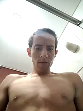 Snapshot of Perezadri chatting on 10-21-25, 06:25 Perezadri online show from 10-21-25, 06:25
