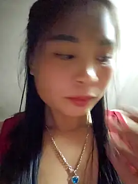 Snapshot of Squirrel-Pear chatting on 12-02-25, 05:46 Squirrel-Pear online show from 12-02-25, 05:46