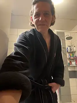 kon77777 online show from 11-17-25, 03:34