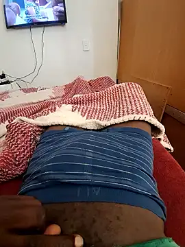 Snapshot of Mboro1988 chatting on 01-09-26, 07:44 Mboro1988 online show from 01-09-26, 07:44