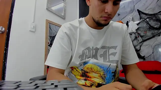 Alan-Smith1 online show from 10-23-25, 07:34