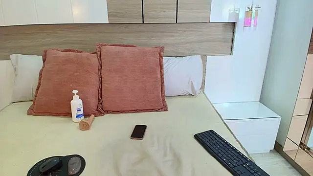 Kaoriabyss  online show from 03-02-26, 08:37