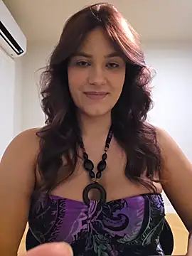 Snapshot of MiaRides19 chatting on 03-28-26, 06:18 MiaRides19 online show from 03-28-26, 06:18