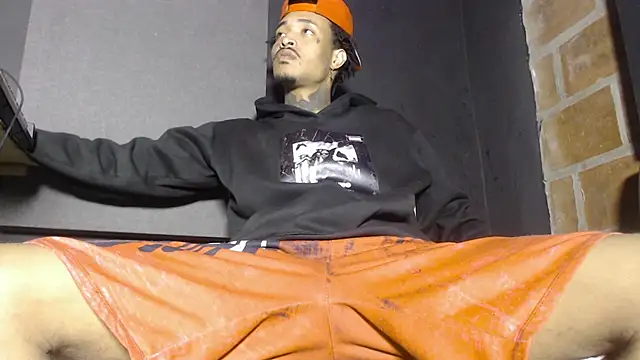 Anaconda larga online show from 03-09-26, 01:59