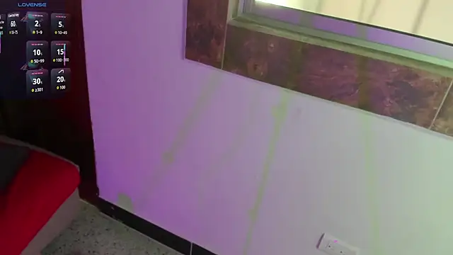 Nikki  uwu online show from 04-09-26, 04:12