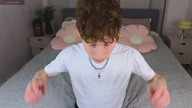 crisp1n online show from 02-09-26, 02:04