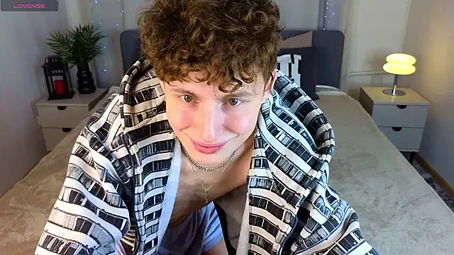 crisp1n online show from 02-18-26, 04:19