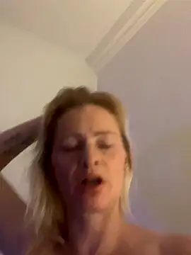 milfdawn online show from 10-18-25, 06:08