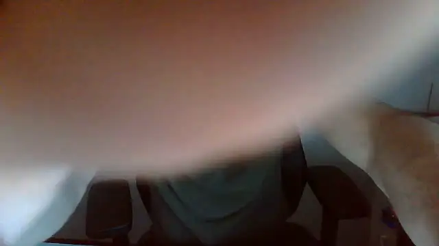 Snapshot of topg84 chatting on 06-15-26, 05:37 topg84 online show from 06-15-26, 05:37