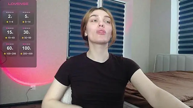 EmiliaRhodes online show from 11-09-25, 08:18