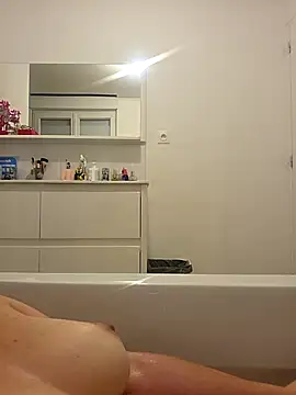 lasexycoquine59 online show from 05-09-26, 09:31
