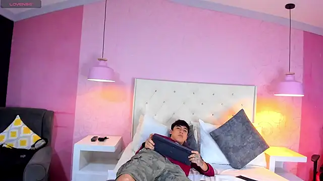 SantiOlsen online show from 11-09-25, 12:36