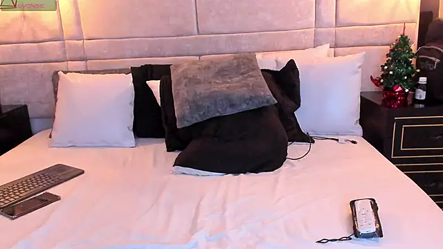 SantiOlsen online show from 12-05-25, 06:44