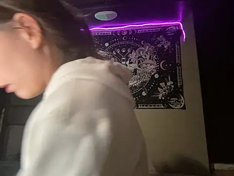 Thedeepwebcutie online show from 04-18-26, 06:50