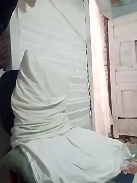 Snapshot of Estebanbigcock23 chatting on 03-08-26, 05:28 Estebanbigcock23 online show from 03-08-26, 05:28