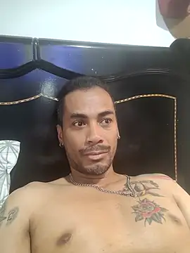 Snapshot of Michell85 chatting on 11-08-25, 07:34 Michell85 online show from 11-08-25, 07:34