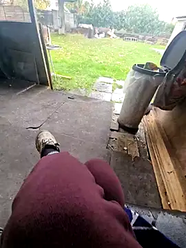 bbyxklaus online show from 10-29-25, 12:40