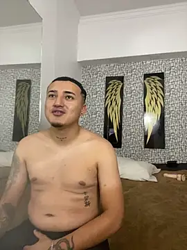 Demon foxes online show from 11-12-25, 07:13