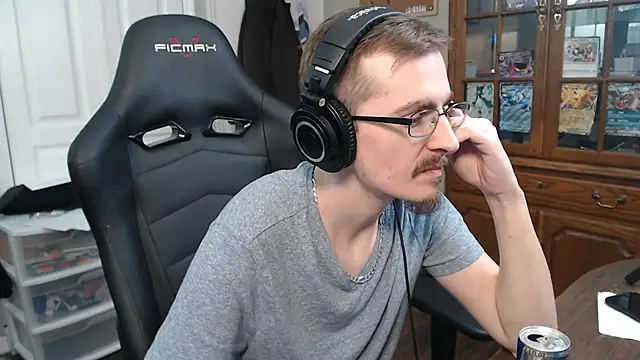 Snapshot of CasuallyCorrupt chatting on 10-27-25, 11:52 CasuallyCorrupt online show from 10-27-25, 11:52