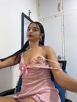 Snapshot of violeta365 chatting on 11-04-25, 12:59 violeta365 online show from 11-04-25, 12:59