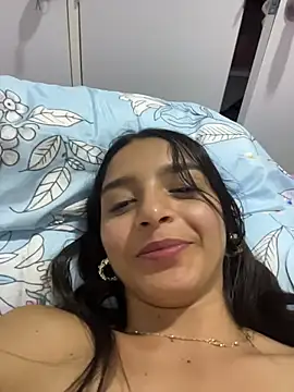 Snapshot of violeta365 chatting on 11-28-25, 03:09 violeta365 online show from 11-28-25, 03:09