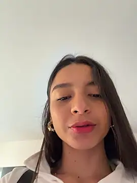 Snapshot of violeta365 chatting on 12-04-25, 01:31 violeta365 online show from 12-04-25, 01:31