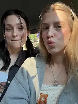kira mia online show from 06-09-26, 03:56