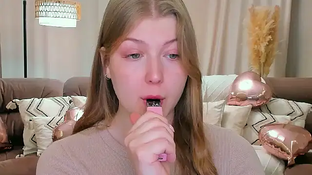 Stella Light online show from 02-16-26, 04:19