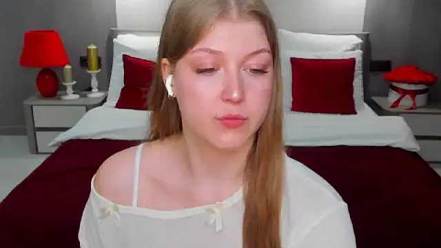 Stella Light online show from 04-09-26, 06:57