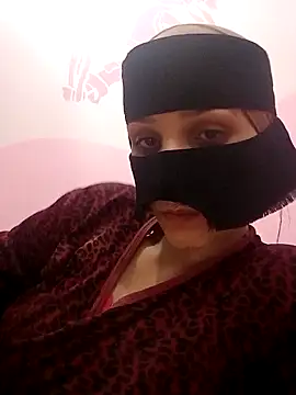 SandyAmr online show from 04-03-26, 02:04