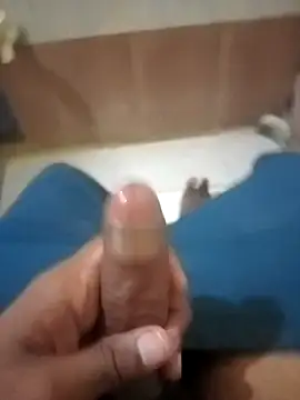 HeatableRevan online show from 04-05-26, 05:54