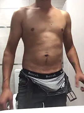 Axe-man 44 online show from 10-30-25, 01:56