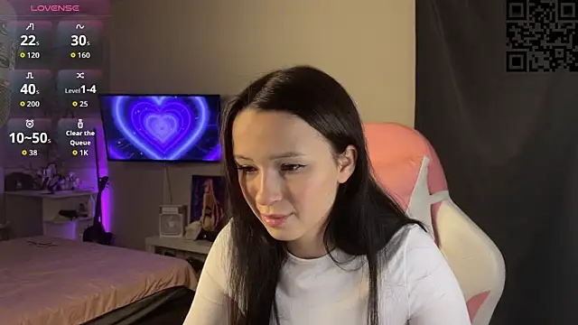 ella simons online show from 11-10-25, 12:53