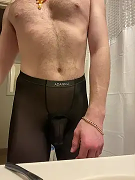 Snapshot of LSDsexslave chatting on 02-16-26, 08:54 LSDsexslave online show from 02-16-26, 08:54