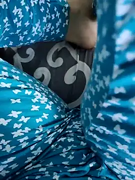 sexydeaChanel online show from 04-20-26, 07:00