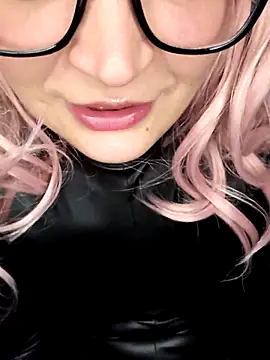 LunaXshade online show from 11-03-25, 06:20