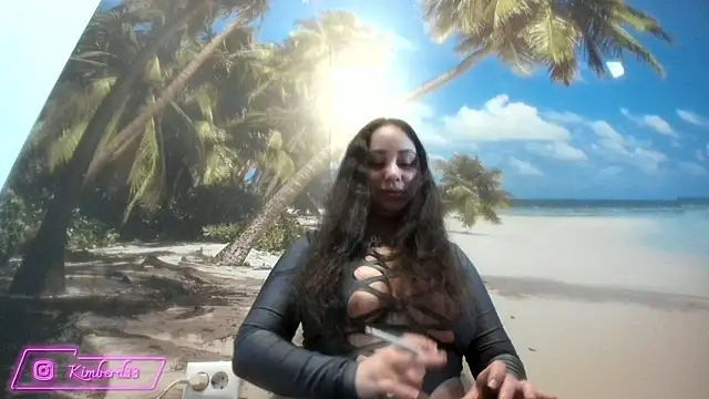 Snapshot of kimberd33 chatting on 03-12-26, 03:07 kimberd33 online show from 03-12-26, 03:07