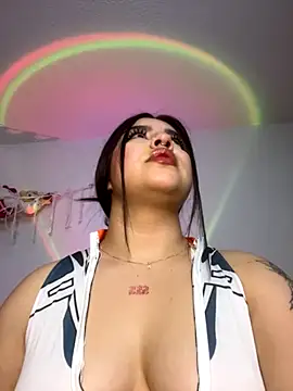 Snapshot of Ayleen_Honey chatting on 10-29-25, 11:17 Ayleen Honey online show from 10-29-25, 11:17