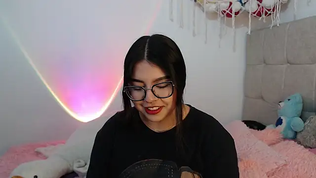 Snapshot of Ayleen_Honey chatting on 11-11-25, 11:49 Ayleen Honey online show from 11-11-25, 11:49