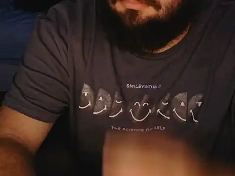 Snapshot of moneyman_11 chatting on 10-26-25, 10:04 moneyman 11 online show from 10-26-25, 10:04