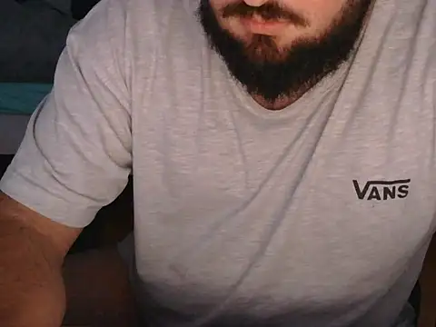 Snapshot of moneyman_11 chatting on 11-15-25, 08:05 moneyman 11 online show from 11-15-25, 08:05