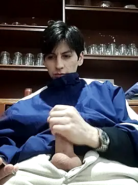 Snapshot of Carriata_larry chatting on 11-02-25, 04:59 Carriata larry online show from 11-02-25, 04:59