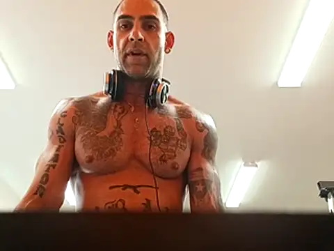 alphacloudGod online show from 10-28-25, 10:56