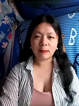 lisa-bae00 online show from 03-10-26, 12:21